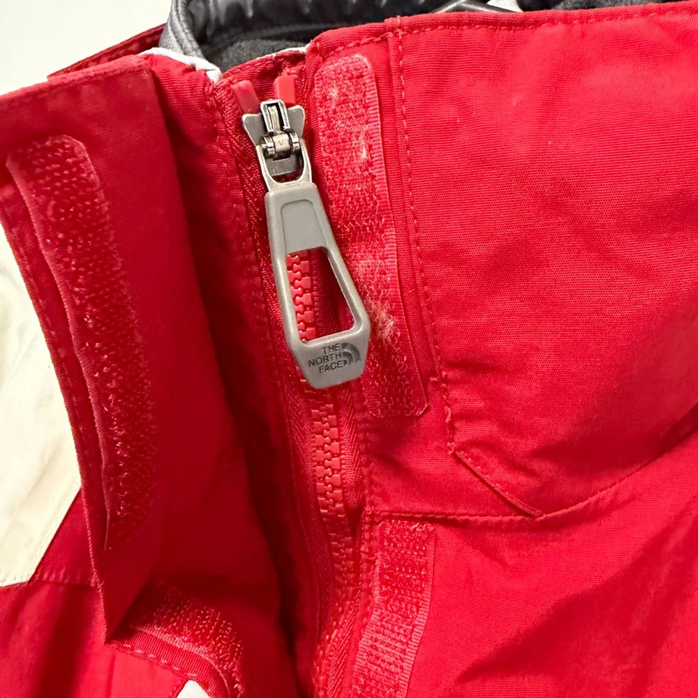 The North Face HyVent Ski Jacket Women's Size S Red 100% Nylon Full Zip no hood - Picture 13 of 16